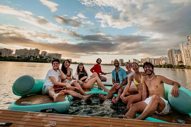 2-Hour Floating Hangout in Condado with Prosseco and Charcuterie - Floating party on Condado Lagoon, minus the chaos