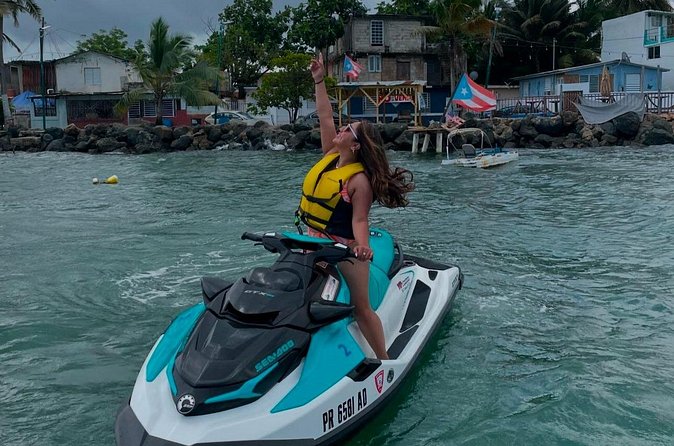 30-Minute Freestyle Jet Ski Adventure in the Bay - Casa BACARDÍ Meeting Point: Easy Access, Watch Out for GPS