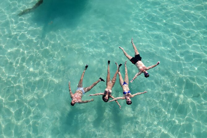 4 hours Tour in La Parguera Private Boat Charter - What’s on Board: Cooler Comfort, Music, and Water Toys