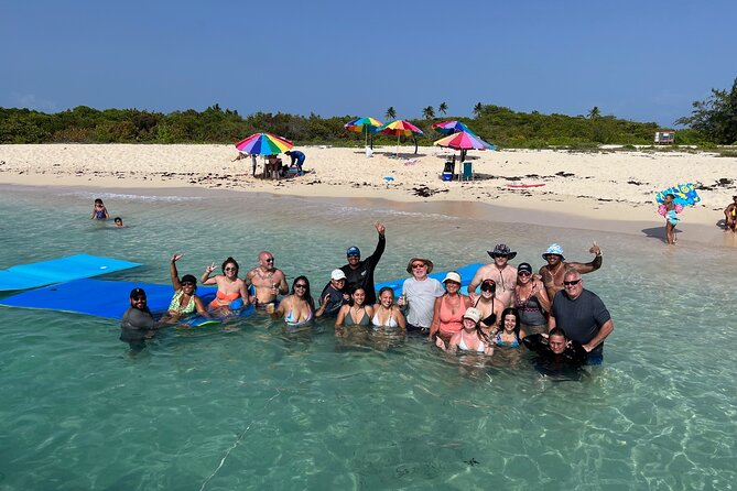 All-Inclusive Private Charter to Icacos or Palomino Islands - Isla Palominos Stop: Reserva Natural Cabezas de San Juan and White Sand