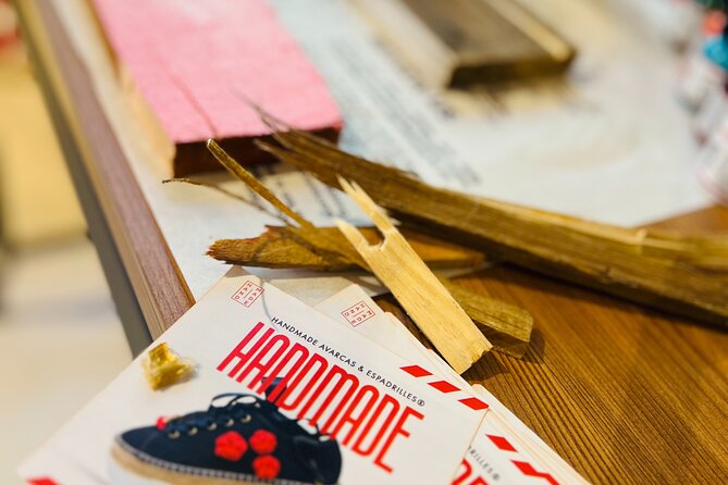 Caribbean Driftwood Making in San Juan - Entering The Driftwood Workshop On Fortaleza Street