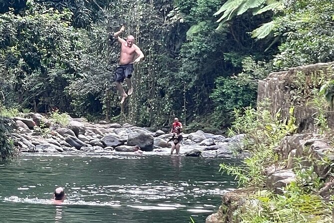 Concrete Jungle to the Actual Jungle, The Complete Package Tour - The coast breaks: beaches, a historic cave site, and culture in the middle of transit