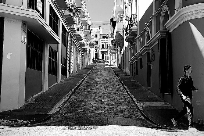 Cruising through San Juan in Style, Sightseeing with a Breeze - Condado’s Ashford Avenue ride: beach district views without the long walk