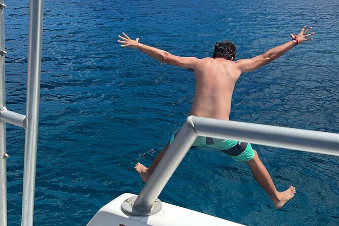 Culebra Snorkeling and beach Day Experience by boat - The Boat Experience: Smooth When It’s Smooth, Prepared When It’s Not