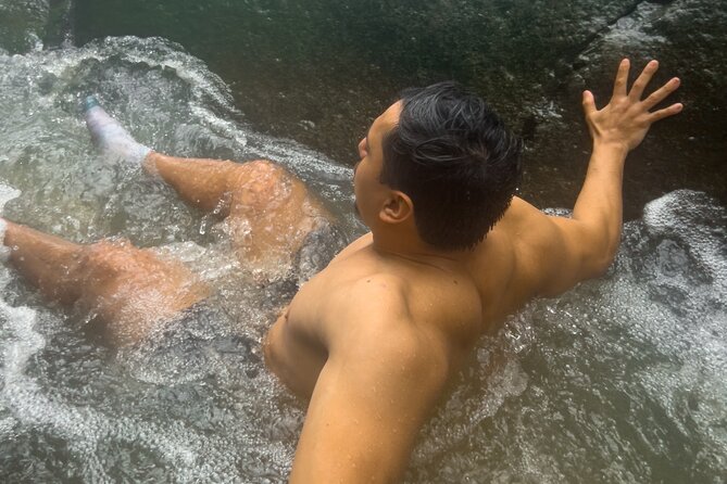 El Yunque Hike, Waterslide & Luquillo Kiosks Food with Transport - Should You Book This El Yunque and Luquillo Tour?