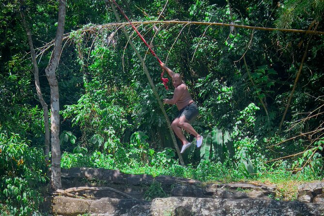 El Yunque Hike, Waterslide & Luquillo Kiosks Food with Transport - Playa Luquillo Time: Sun, Water, and a Proper Break From Crowds
