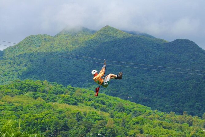 El Yunque Ziplining in Puerto Rico - What makes this El Yunque experience different from the typical zipline