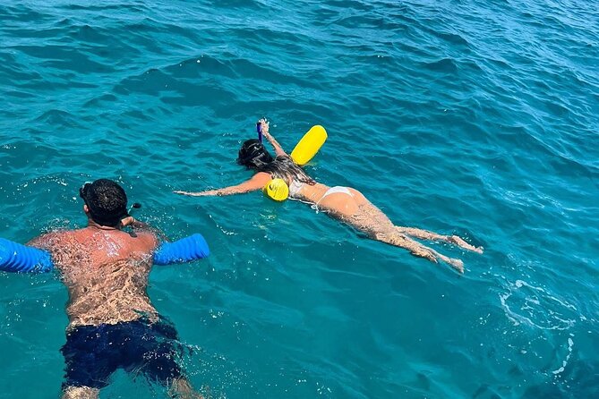 Fajardo Puerto Rico Private Boat Tour to Cayo Icacos - The Food Factor: Snacks Included, So Plan Accordingly