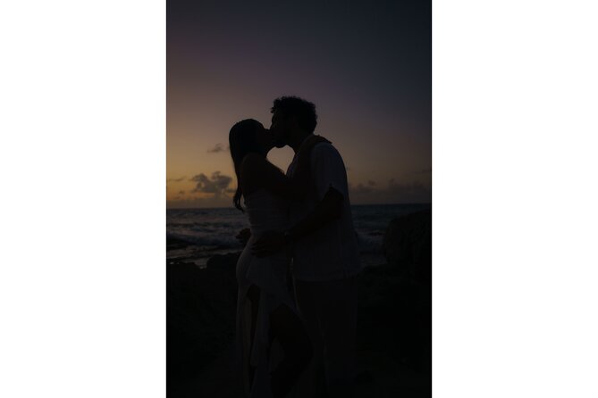 Golden Hour Beach Photo Shoot in San Juan - How the 40-Minute Session Works (And How to Get Better Shots Fast)