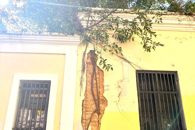 Instagramable Places in Old San Juan Tour - El Bastion and Cuartel de Ballaja: defense and daily life in the same frame