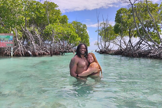 La Parguera Boat Charter with Captain: Kayak & Snorkel - Cayo Caracoles and Rabo de la Gata, why this water day feels different