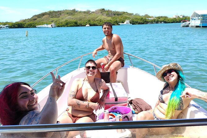 La Parguera Boat Charter with Captain: Kayak & Snorkel - Rabo de la Gata and the natural-pool style calm