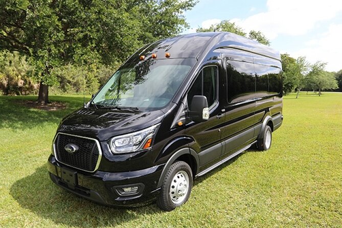 Luxury Private Car SJU Arrival or Departure Airport Pickup - The Chauffeur Factor: Why Friendly Drivers Change Everything