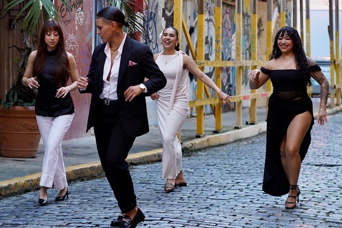 Moonlight Beginner Salsa Class in San Juan - Key things I think you’ll care about