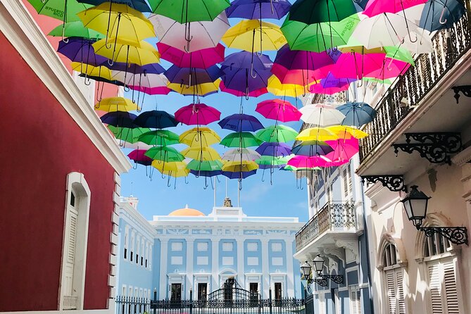 Old San Juan and El Morro Castle Walking Tour - Plaza de Hostos: walking through where the gate used to be