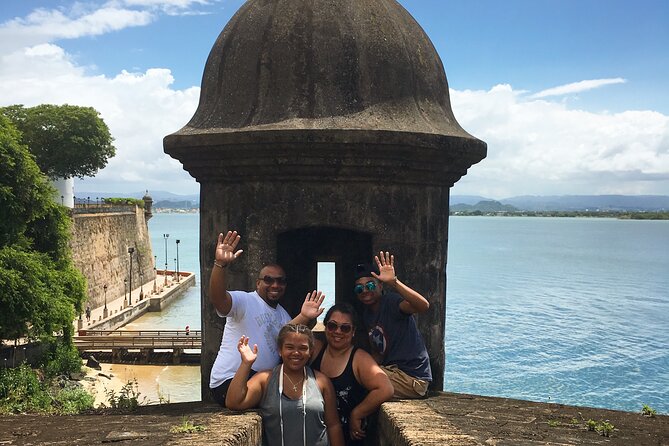 Old San Juan Tour in Spanish - Starting at 407 C. de San Francisco, the walk that actually makes sense
