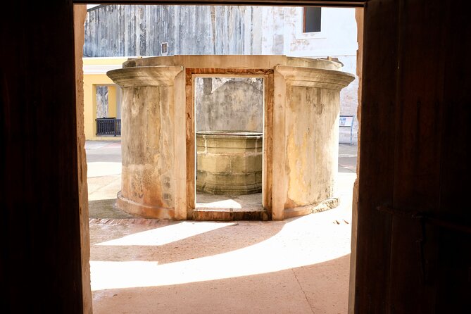 Old San Juan Walks; 2 Castles, El Morro and San Cristobal - El Morro Stop 3: a massive six-level fortress and major viewpoints