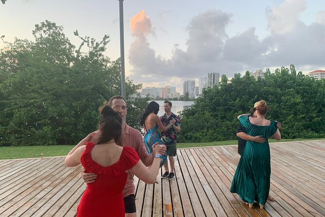 Outdoor Salsa Class Experience in San Juan - Key points to know before you go