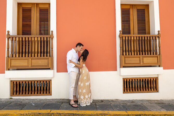 Private 30+Minute Photoshoot in Old San Juan (Photo shoot) - Old San Juan portraits that don’t feel like a production