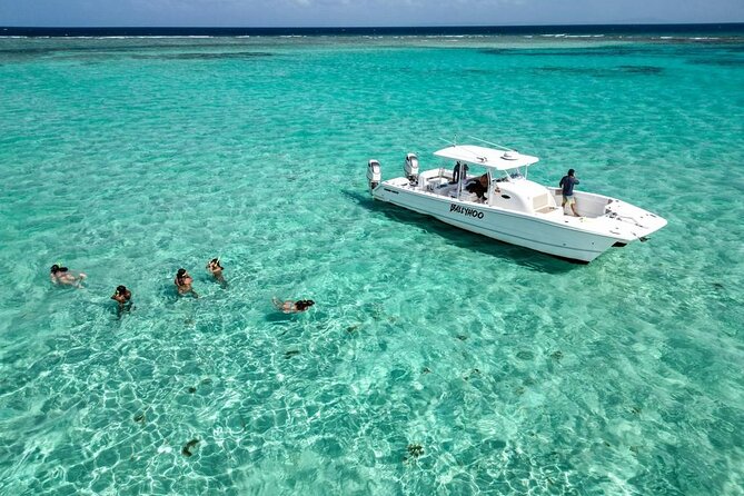 Private Snorkel and Cruise Experience in Ceiba - Captain Juan, first mate Carlos, and an itinerary that actually listens