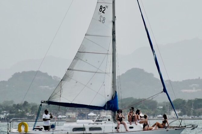 Private Sunset Sail - Drinks, Comfort, and Night Sailing Reality