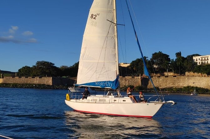 Private Sunset Sail - Stop 1 at Castillo San Felipe del Morro: What You Get