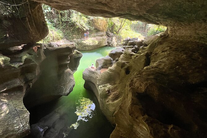 Puerto Rico Charco Azul Hiking Adventure - Charco Azul in Vega Baja: what makes it memorable