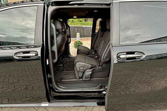 Puerto Rico Island Wide Transfers, Sienna Limited Luxury Minivan. - Vehicle reality check: what you will ride in
