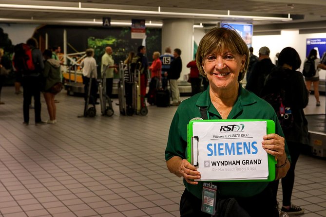 San Juan Airport Transfer - Local tips on the ride: mini tours and food guidance
