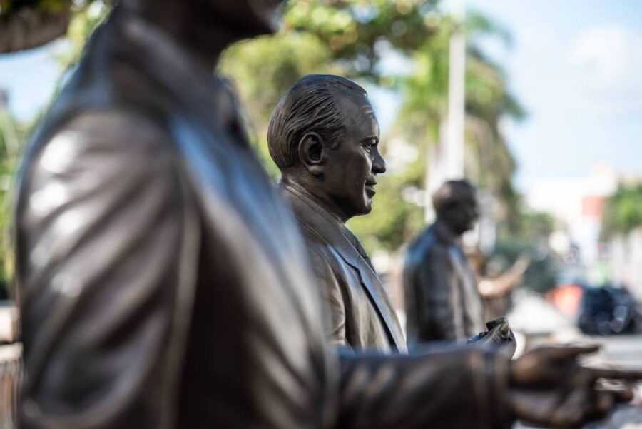 San Juan: Private City Highlights Driving Tour - Old San Juan and the forts area, from streets to story