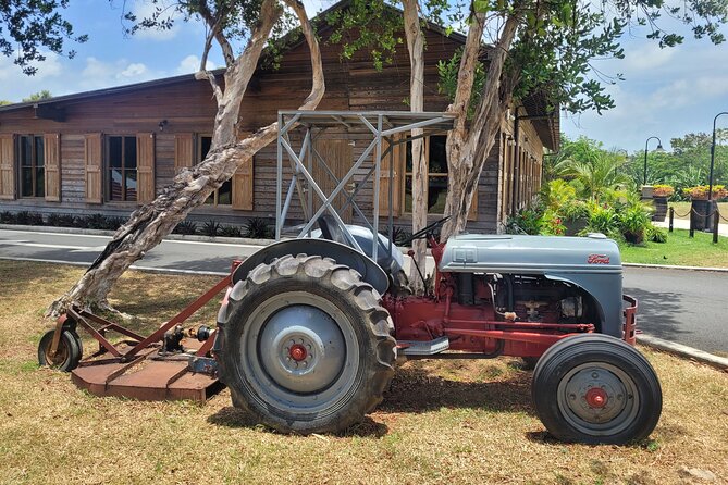 The Barrilito Rum Factory Experience Transportation Included - Group size and guide energy: how the experience lands in real life
